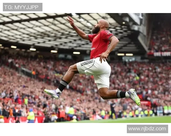 西甲激战尤文图斯大胜曼联四球绝杀全场沸腾数据解析精彩纷呈